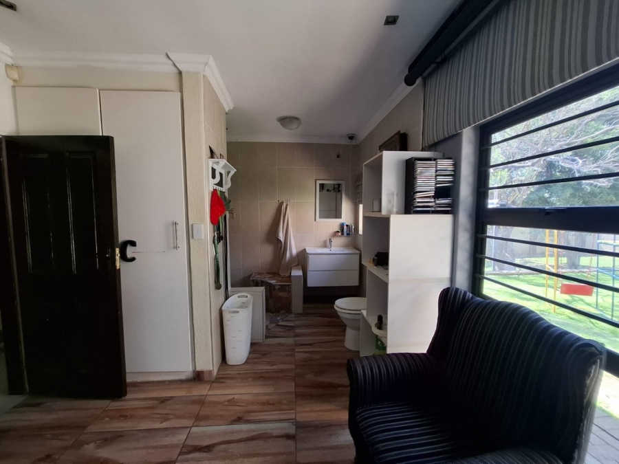 5 Bedroom Property for Sale in Cashan North West